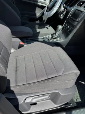 VW Golf TDI BLUEMOTION DSG със сервизна история, снимка 2