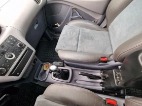 Nissan Almera tino V10 - 2750 € / 5378.53 лв. - 74541443 7