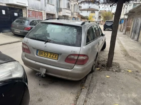 Mercedes-Benz E 320, снимка 3