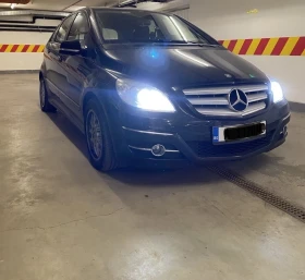 Mercedes-Benz B 200 Бензин, автомат, панорамен люк  - 4950 € / 9681.36 лв. - 46817682 12