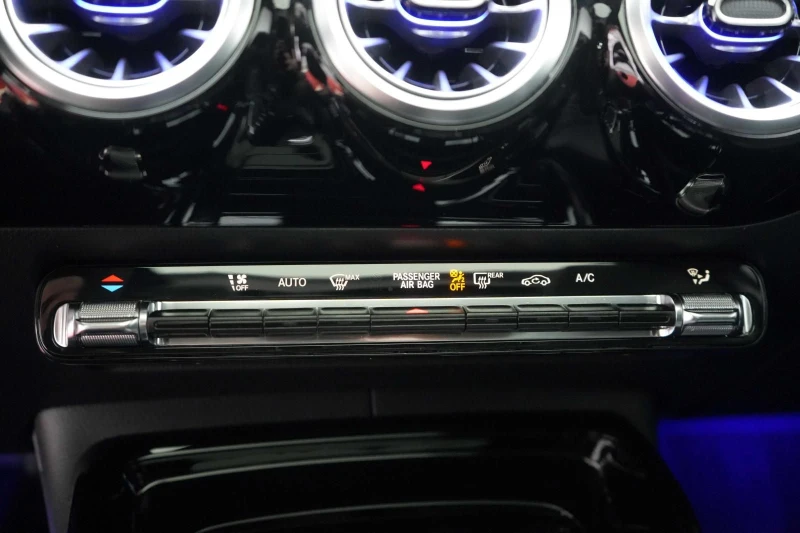 Mercedes-Benz A45 AMG A 45 AMG, снимка 11 - Автомобили и джипове - 26225055