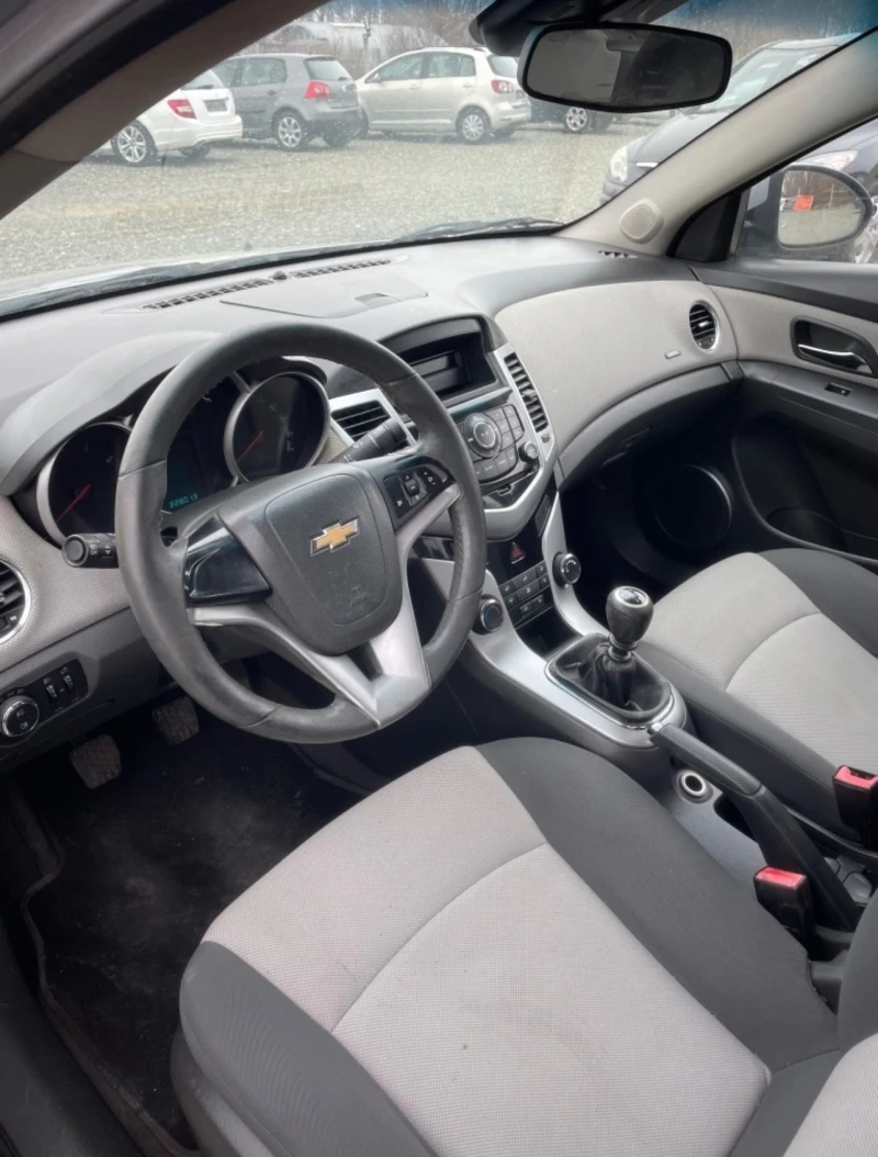 Chevrolet Cruze 1.6i-LPG, снимка 7 - Автомобили и джипове - 47468011