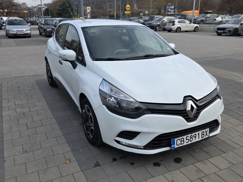 Renault Clio 1.2 Facelift, снимка 4 - Автомобили и джипове - 52643314