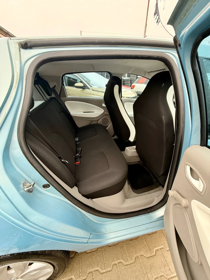 Renault Zoe Топ* Нов внос* 66.000км* Бартер* Реална* 2ключа* , снимка 6 - Автомобили и джипове - 53377322