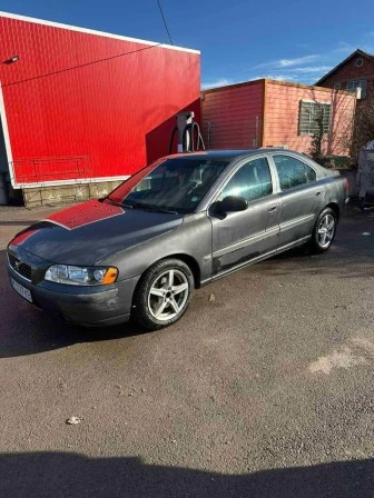 Volvo S60, снимка 3 - Автомобили и джипове - 49395067