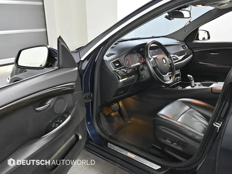 BMW 530 30D xDrive, снимка 11 - Автомобили и джипове - 53707473