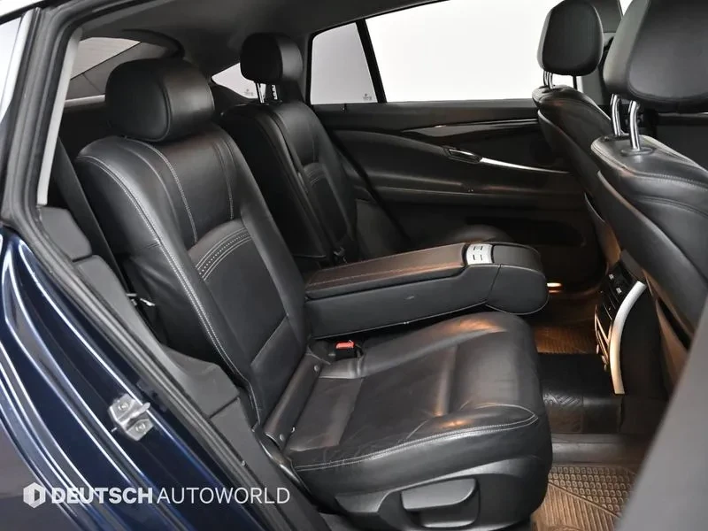 BMW 530 30D xDrive, снимка 12 - Автомобили и джипове - 53707473