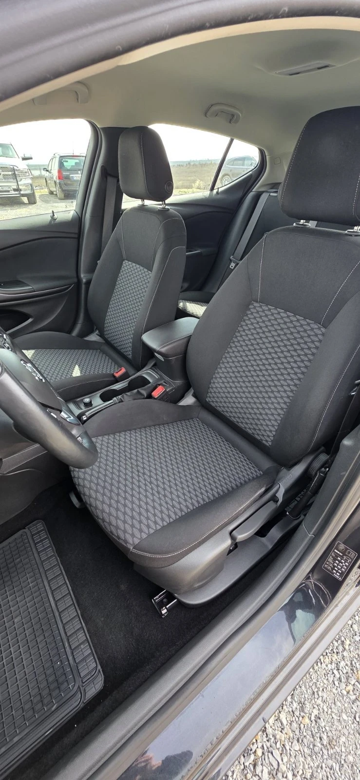 Opel Astra 1.4i AUTOMATIC, снимка 9 - Автомобили и джипове - 54010770