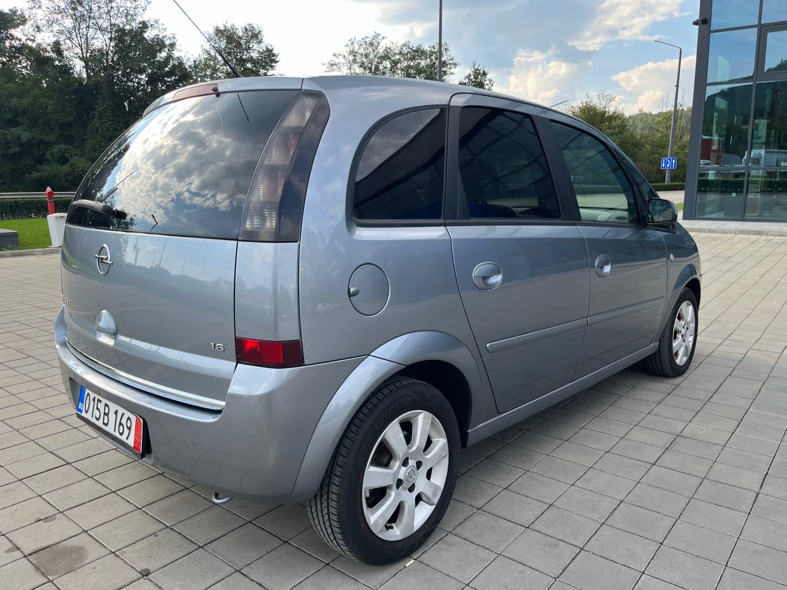 Opel Meriva 1.6 Бензин - изображение 4