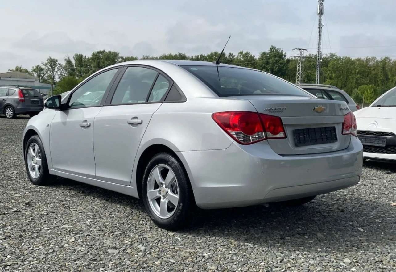 Chevrolet Cruze 1.6i-LPG - изображение 6