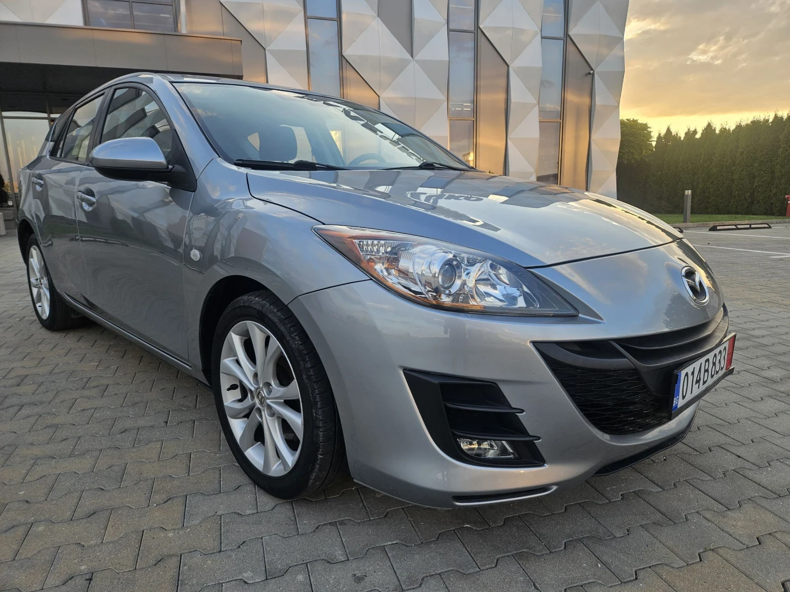 Mazda 3 2.0i AUTOMATIC swiss edition  - изображение 7