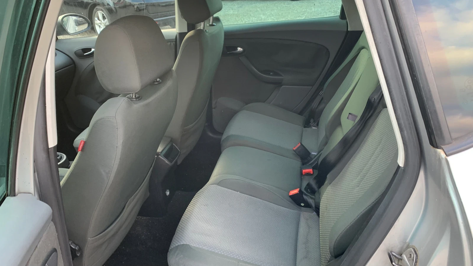 Seat Altea 1.9TDI* 105HP - изображение 10