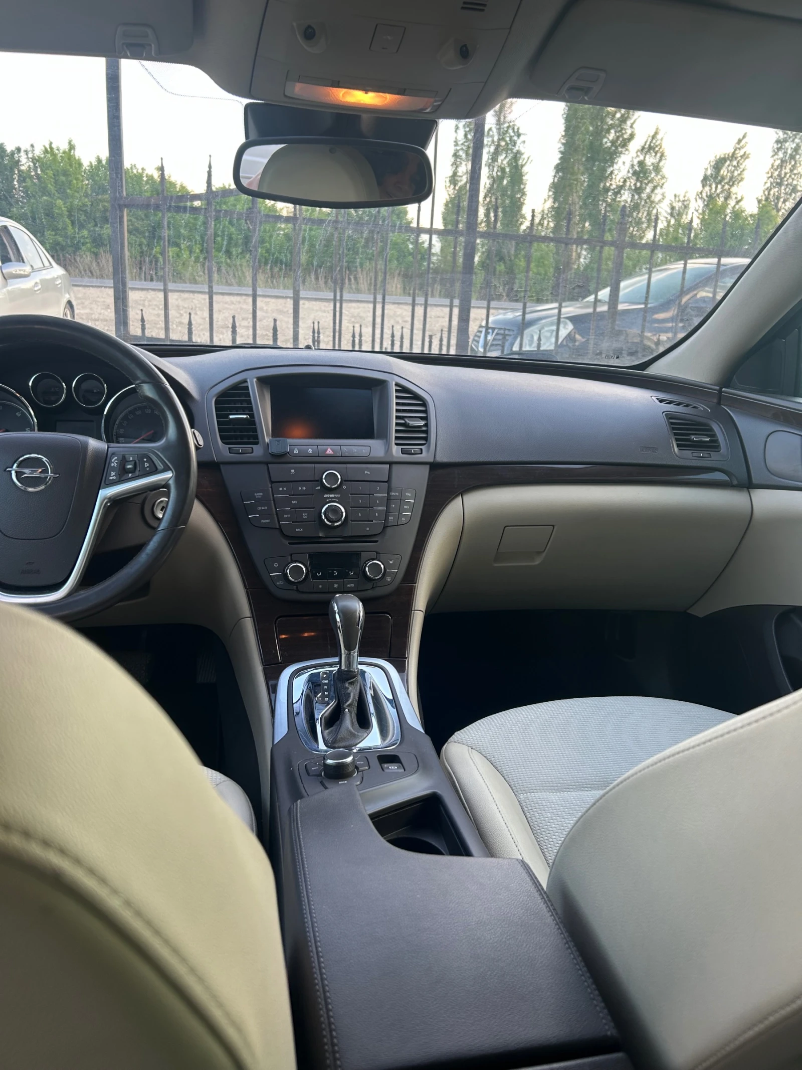 Opel Insignia 2.0 дизел - изображение 3
