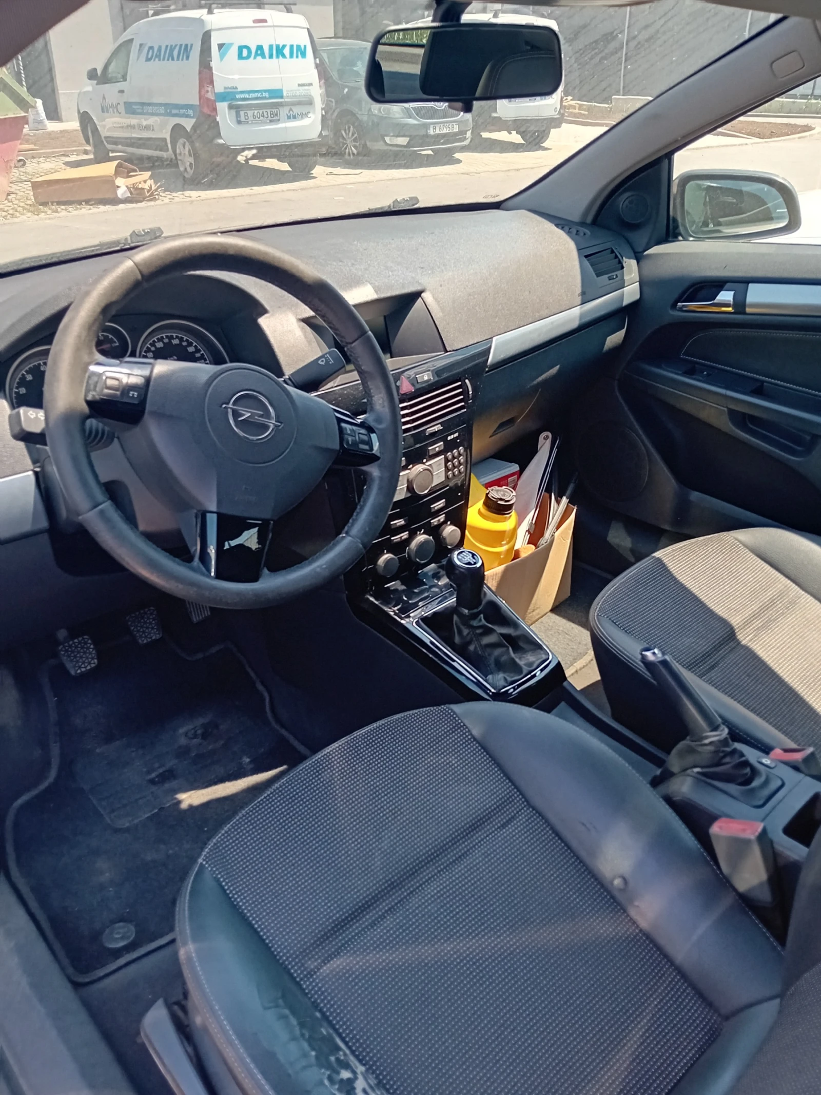 Opel Astra GTC - изображение 5