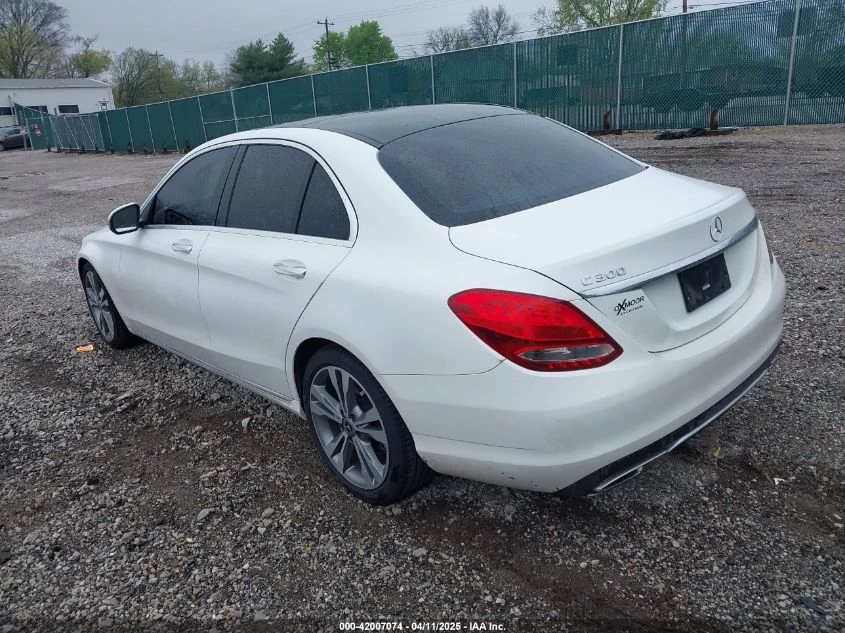Mercedes-Benz C 300 ФИКСИРАНА ЦЕНА! ПОДГРЕВИ/ПАНОРАМА - изображение 4
