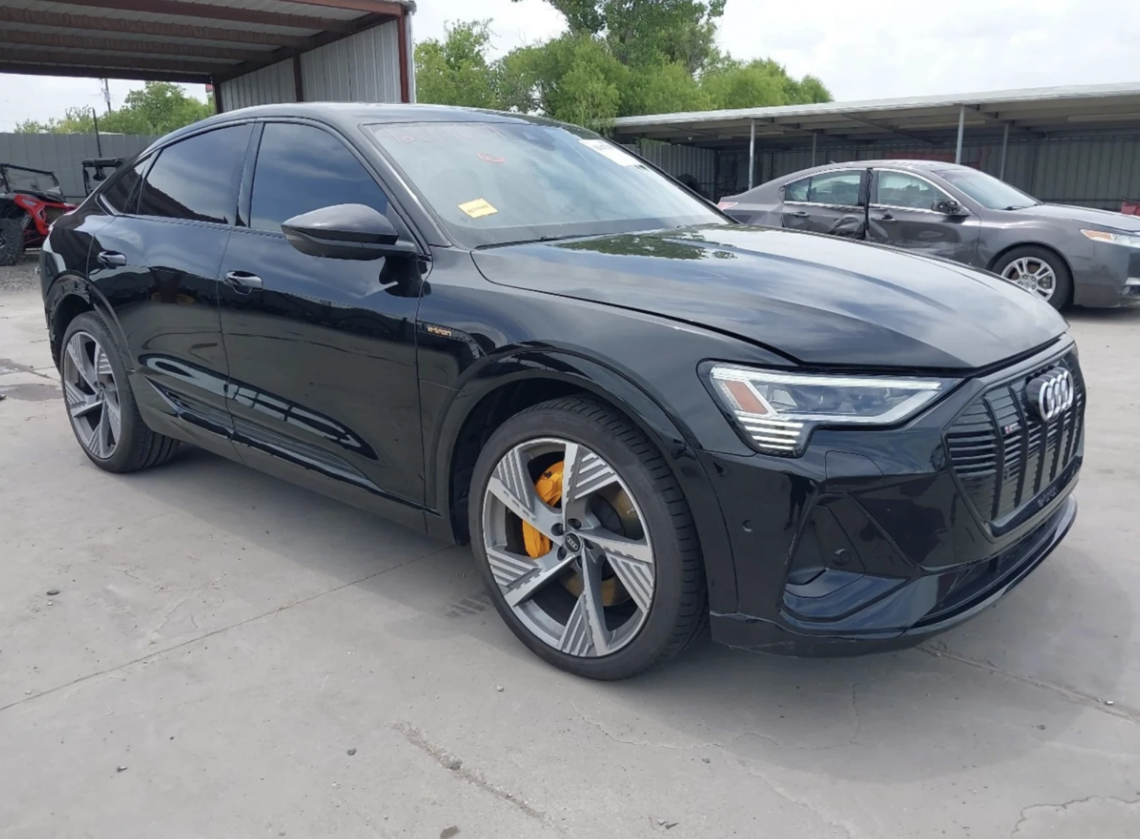 Audi E-Tron portback Prestige S Line Quattro - изображение 4