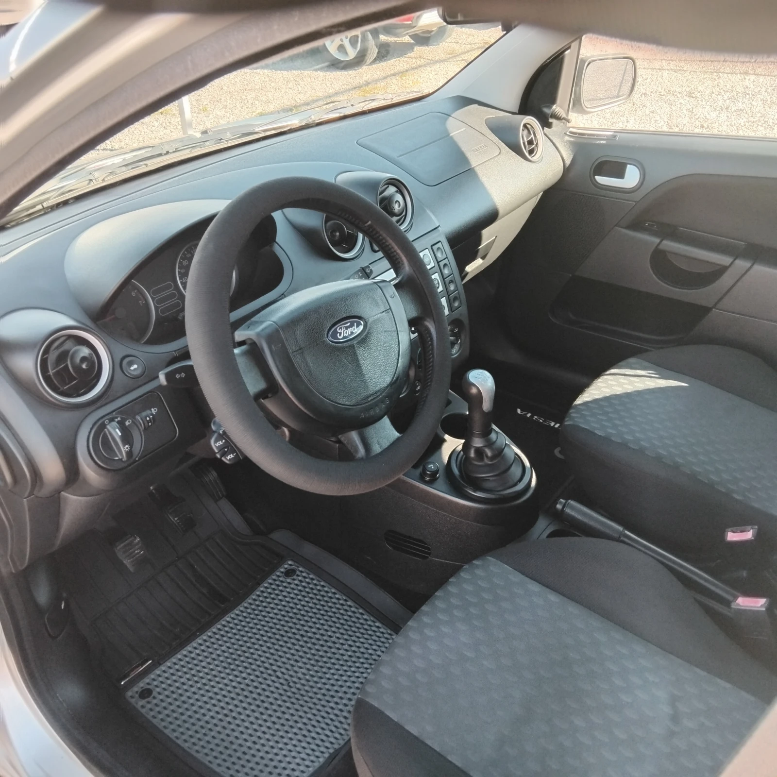 Ford Fiesta 1.25/EURO 4 - изображение 6