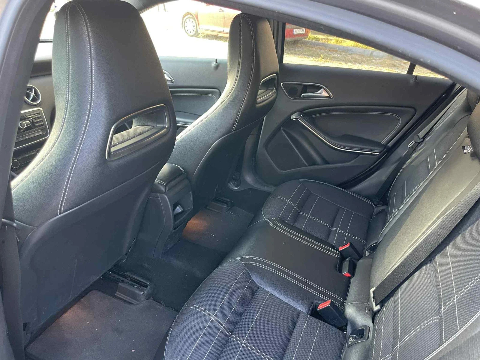 Mercedes-Benz A 180 1.6T - изображение 10