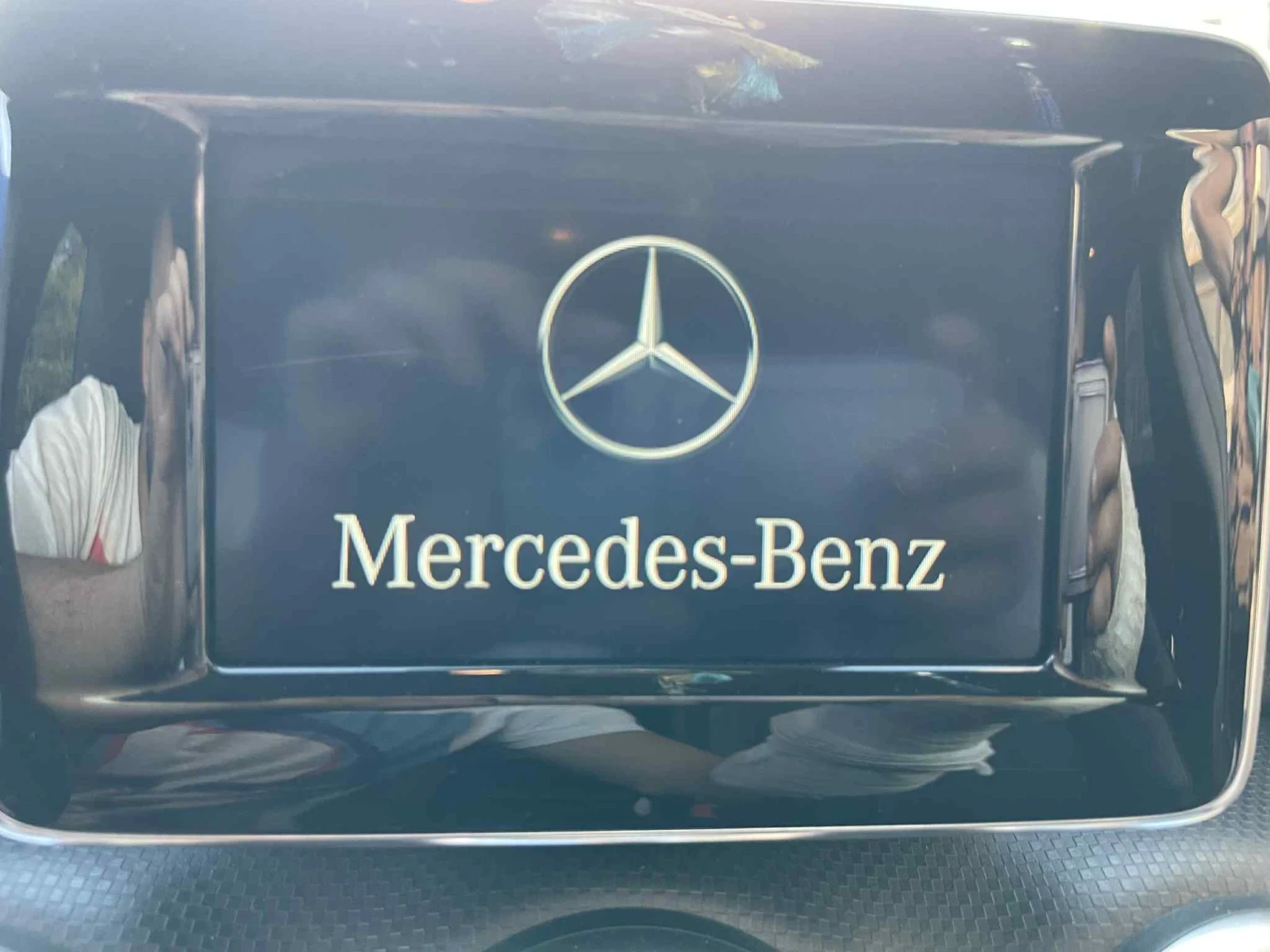 Mercedes-Benz A 180 1.6T - изображение 9