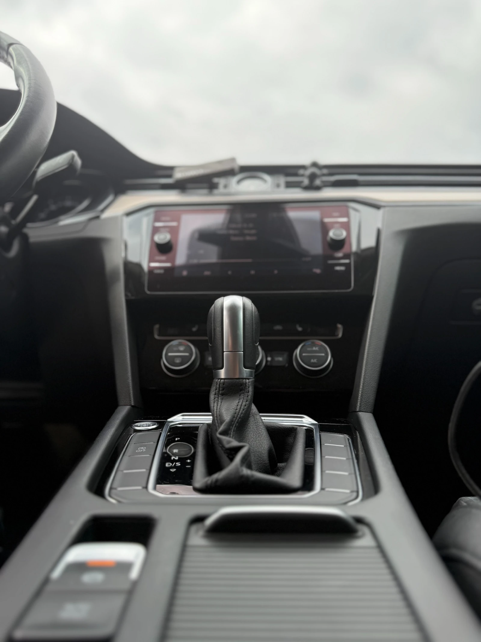 VW Passat Highline   2.0TDI, 4motion, 190�.�. | Mobile.bg � ����������� 15