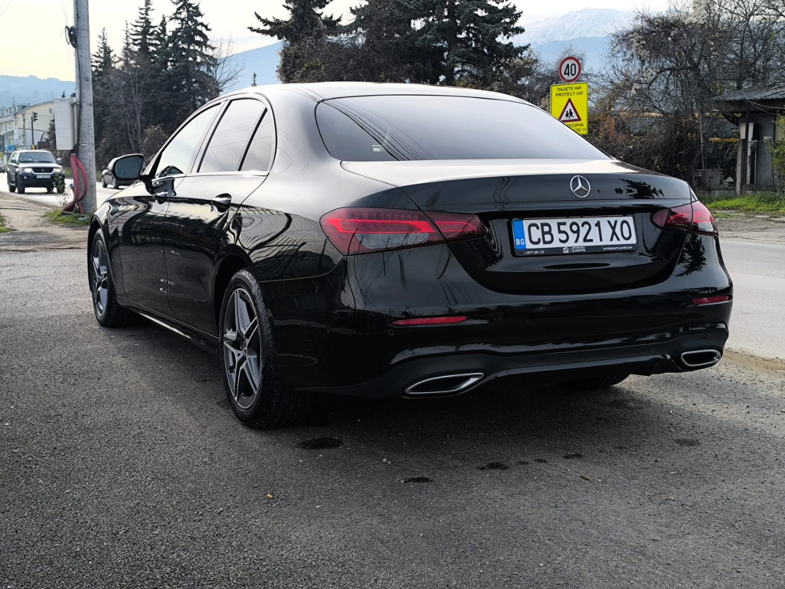 Mercedes-Benz E 220  4MATIC | W213 FACELIFT | AMG Line - изображение 6