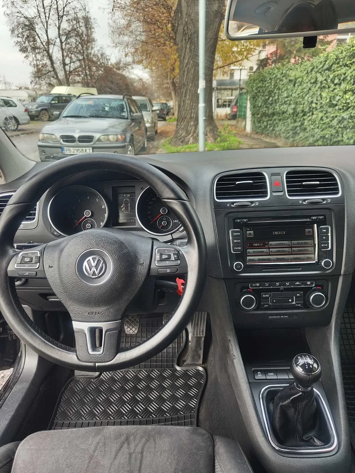 VW Golf Golf 6 Bifuel 1.6 Highline фабрична газ Euro5 - изображение 8