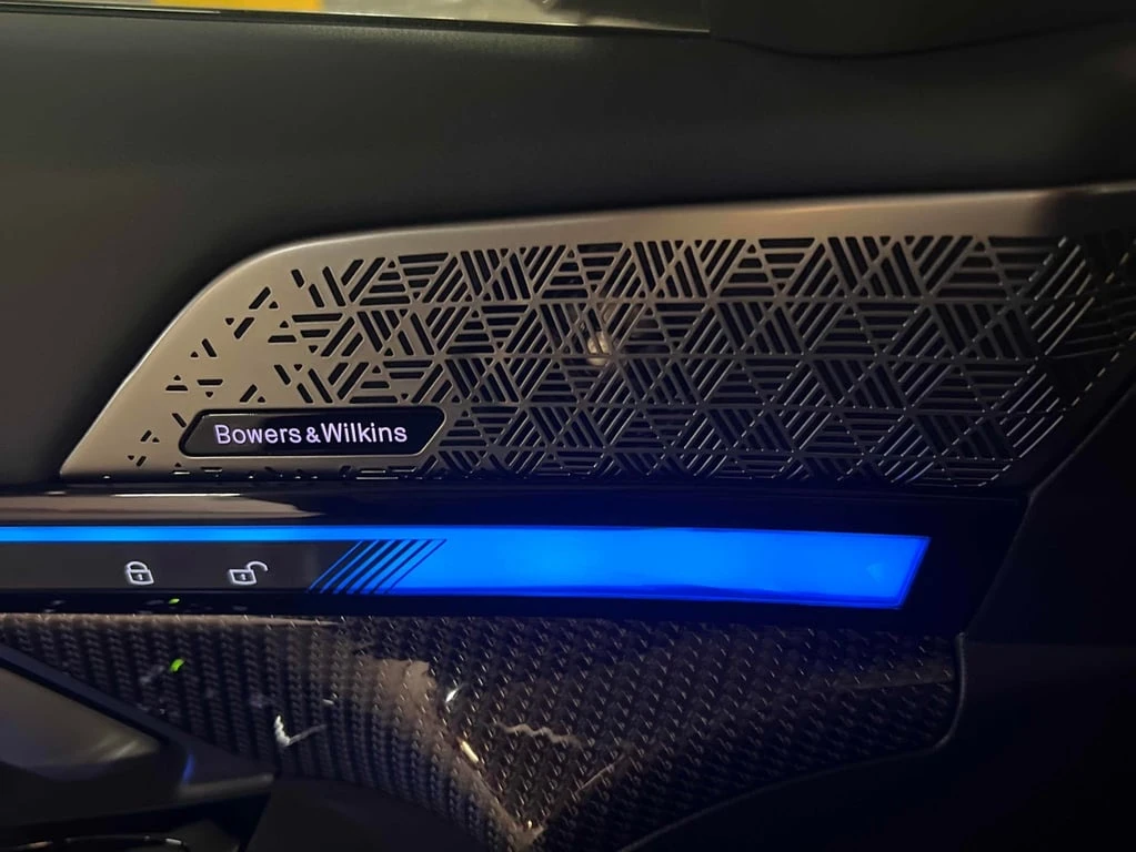 BMW M5 * Touring * CARFAX * ��� ������������ ������ | Mobile.bg � ����������� 11