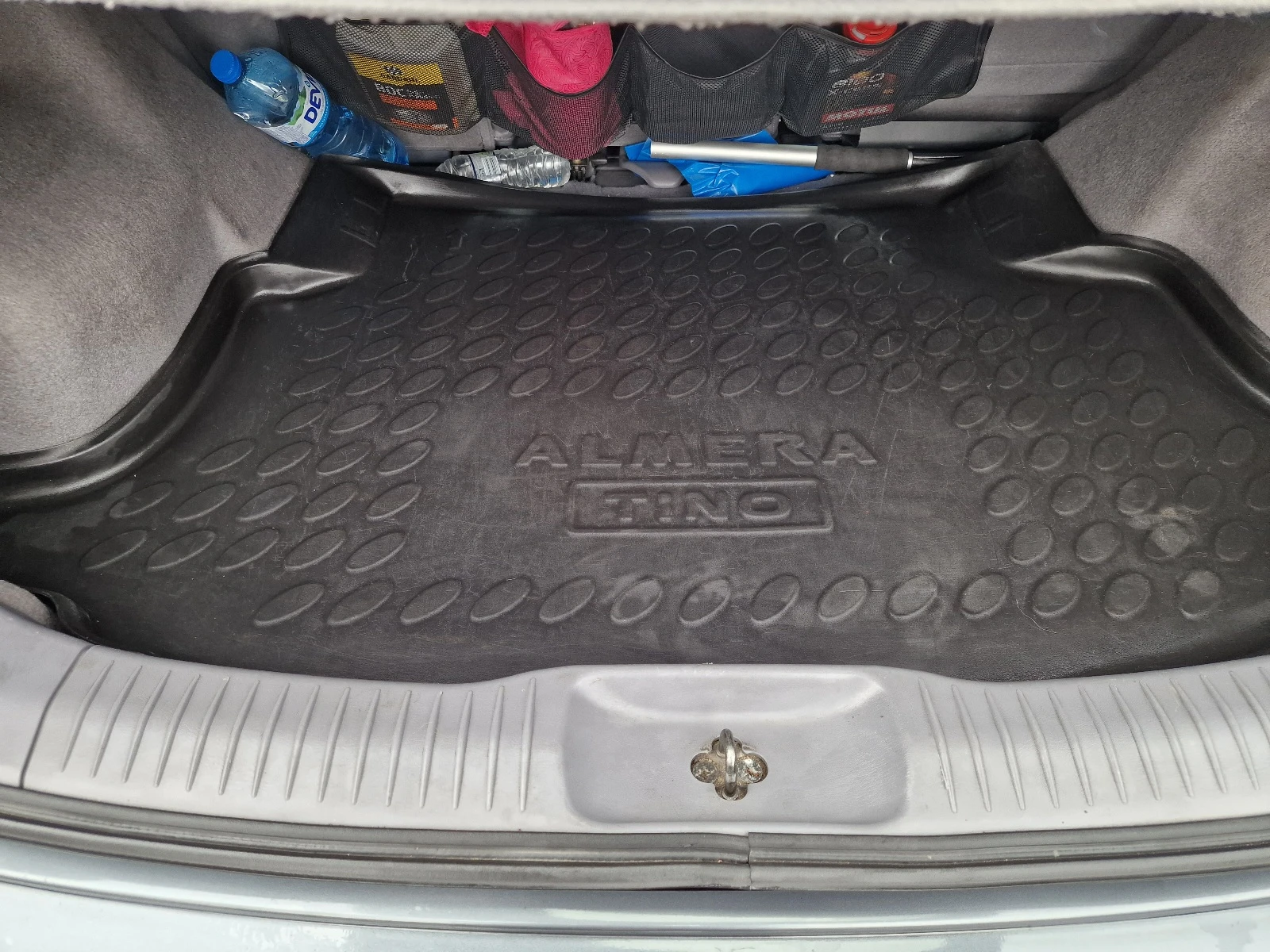 Nissan Almera tino V10 | Mobile.bg � ����������� 6