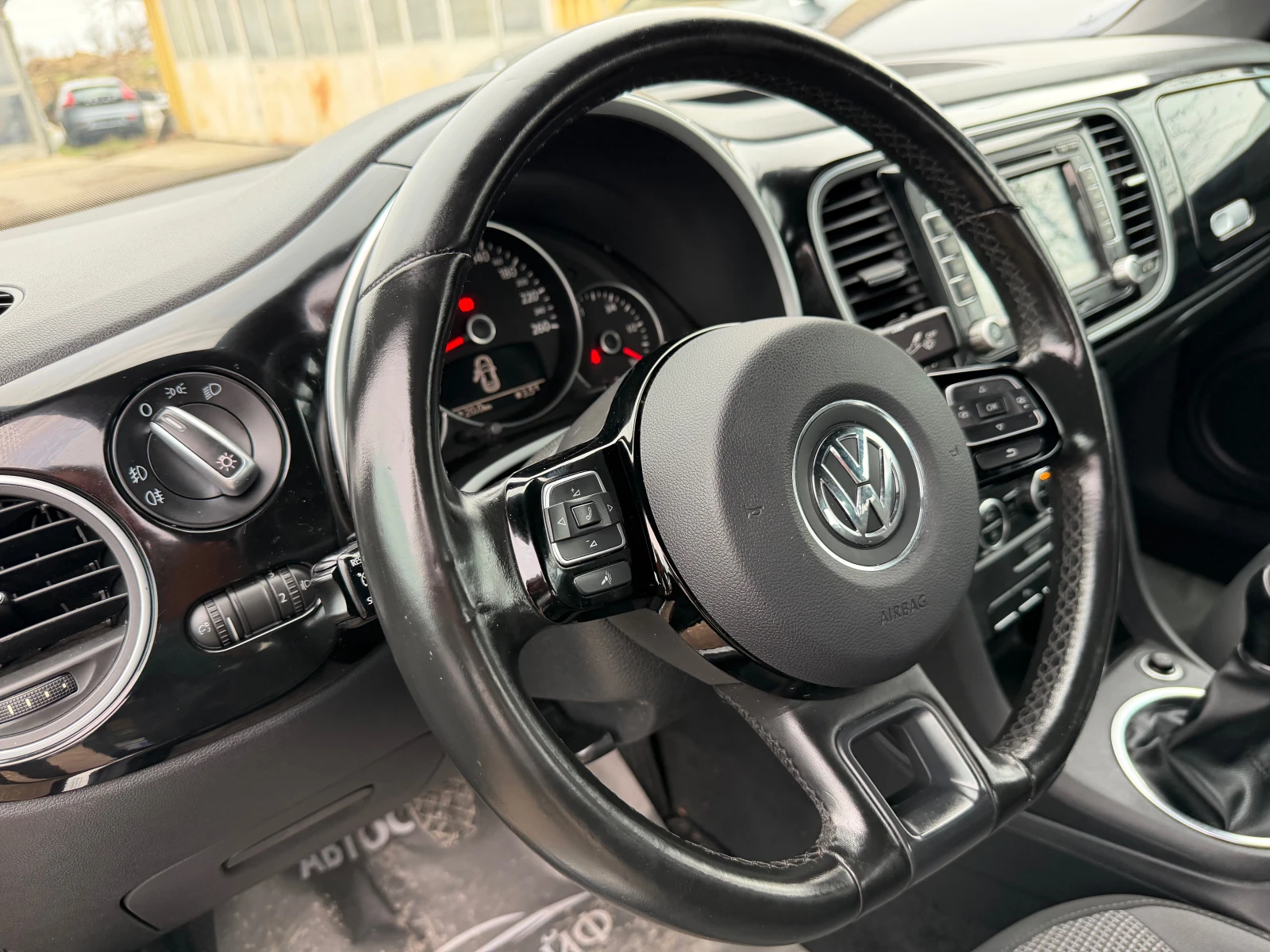 VW Beetle 1.6TDI DESIGN | Mobile.bg � ����������� 9
