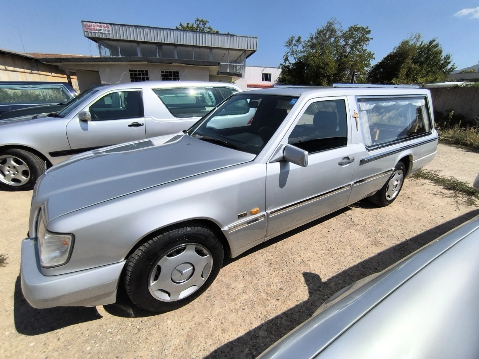 Mercedes-Benz 124 Grasso - изображение 6