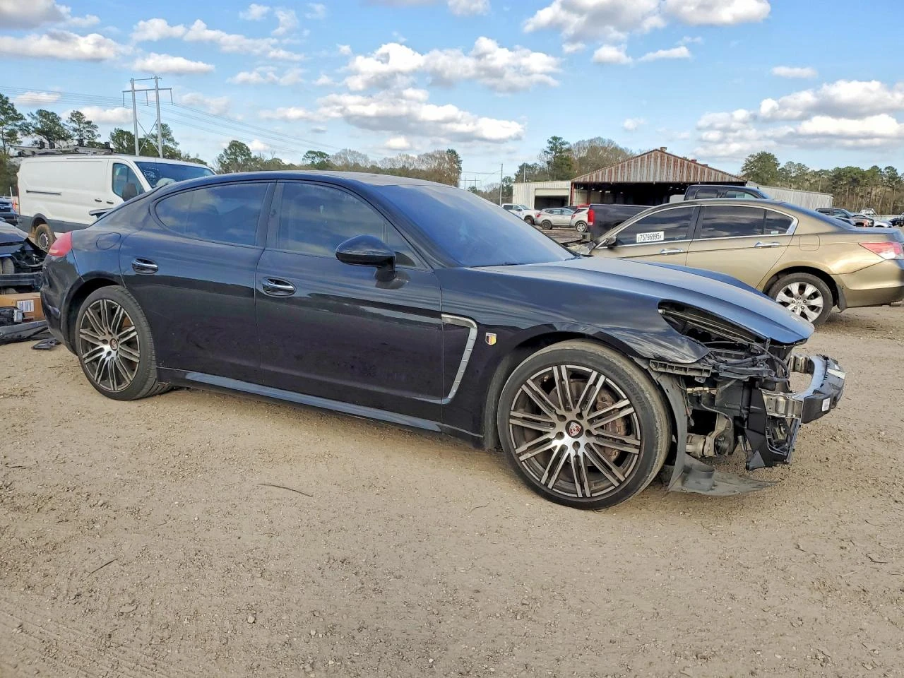 Porsche Panamera Фиксирана крайна цена до България  - изображение 4