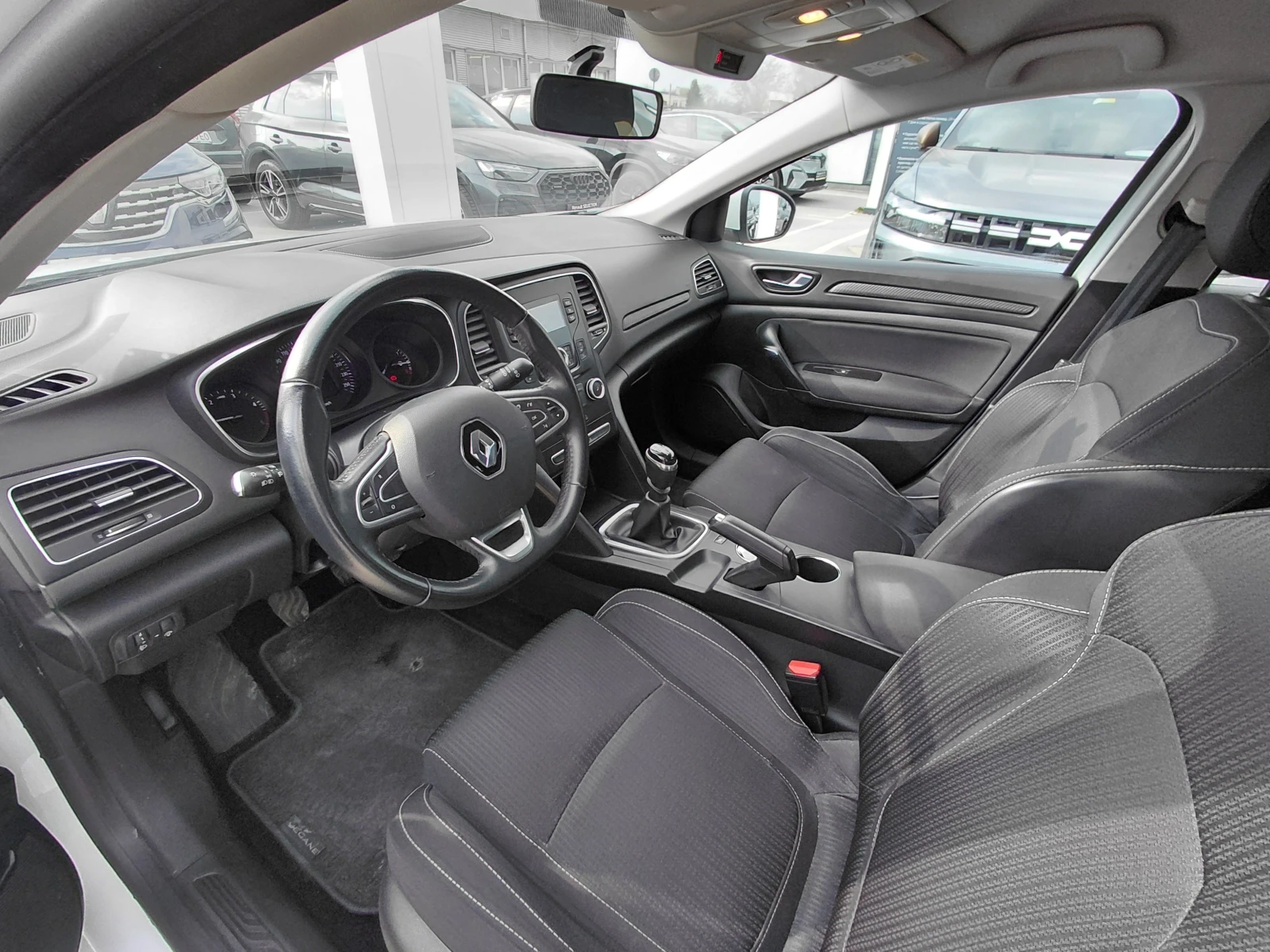 Renault Megane 1.5 dCi/115к.с/Life, снимка 11 - Автомобили и джипове - 53877870