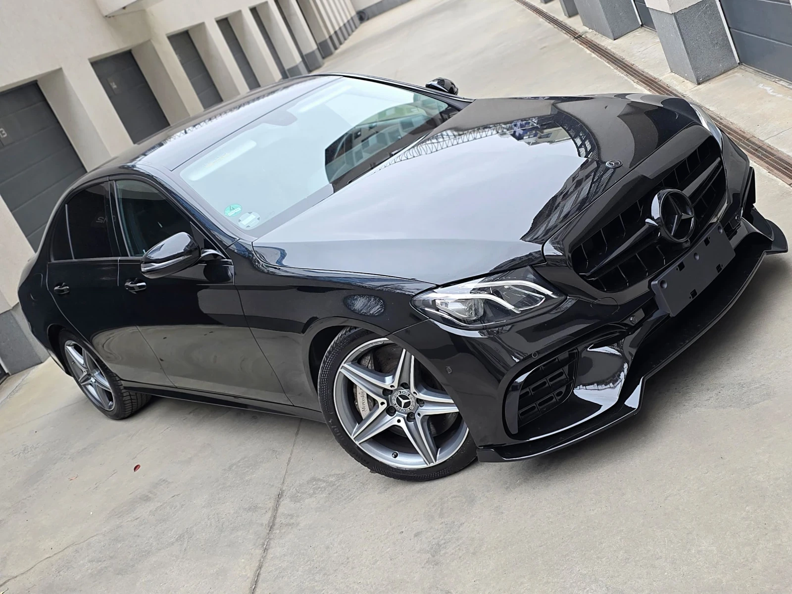 Mercedes-Benz E 350 Mercedes E350d * BRABUS BLACK OPTIC* FULL ASSISTAN, снимка 6 - Автомобили и джипове - 53890370