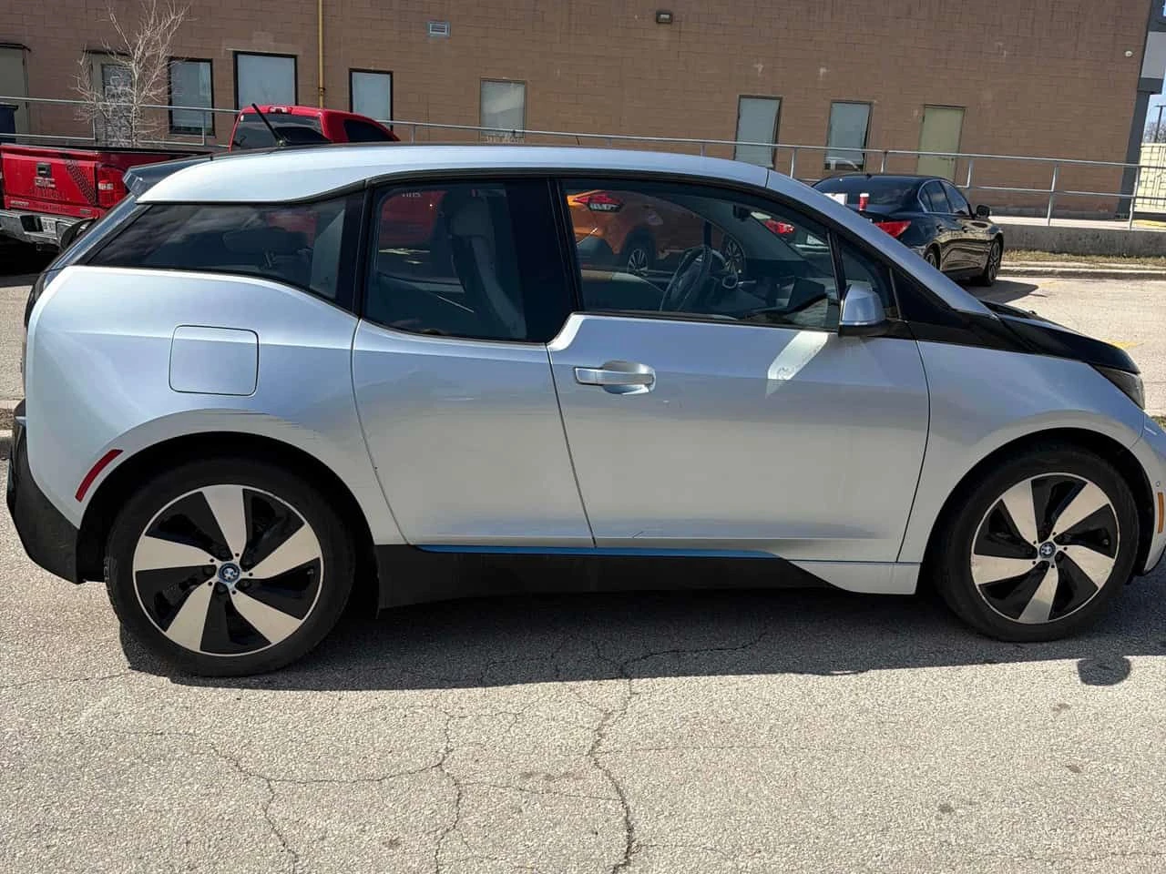 BMW i3 4dr HB  CARFAX, снимка 3 - Автомобили и джипове - 54172285