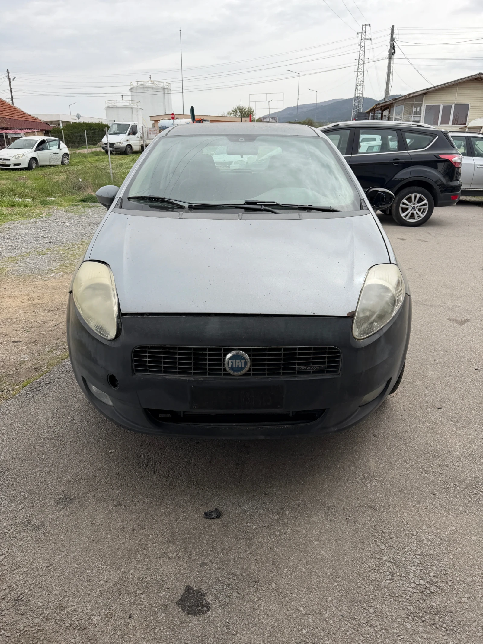 Fiat Punto 1.3 m-jet, снимка 9 - Автомобили и джипове - 54384810