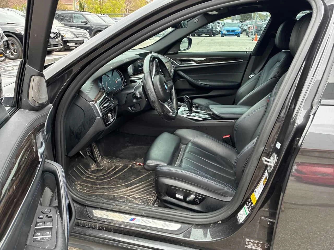 BMW 540 540i xDrive  CARFAX, снимка 5 - Автомобили и джипове - 54591473