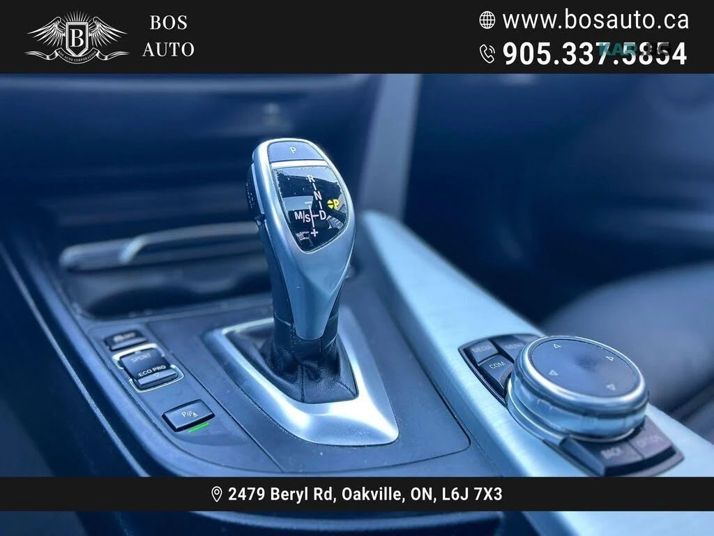 BMW 330 X-DRIVE* M-PACK* KEYLESS* АвтоКредит(ЦЕНА ДО БГ), снимка 15 - Автомобили и джипове - 54778299