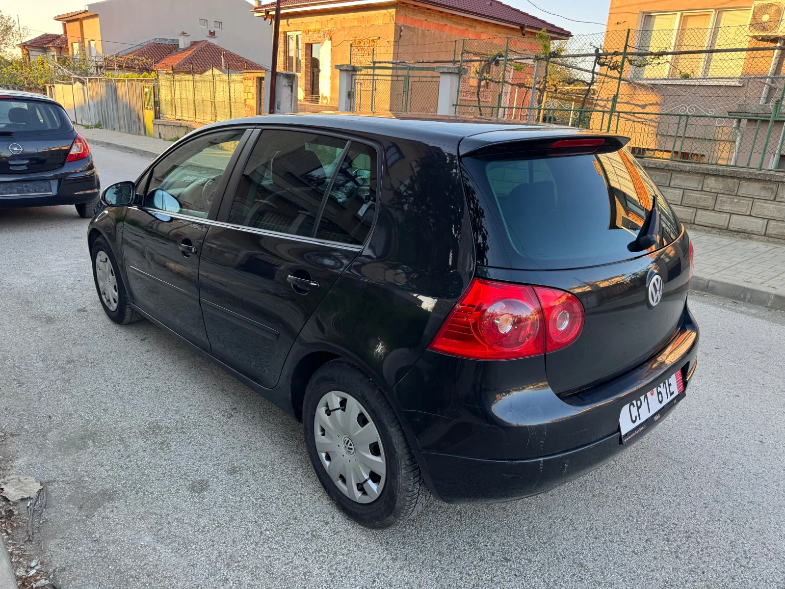 VW Golf 2.0 tdi, снимка 4 - Автомобили и джипове - 54965083