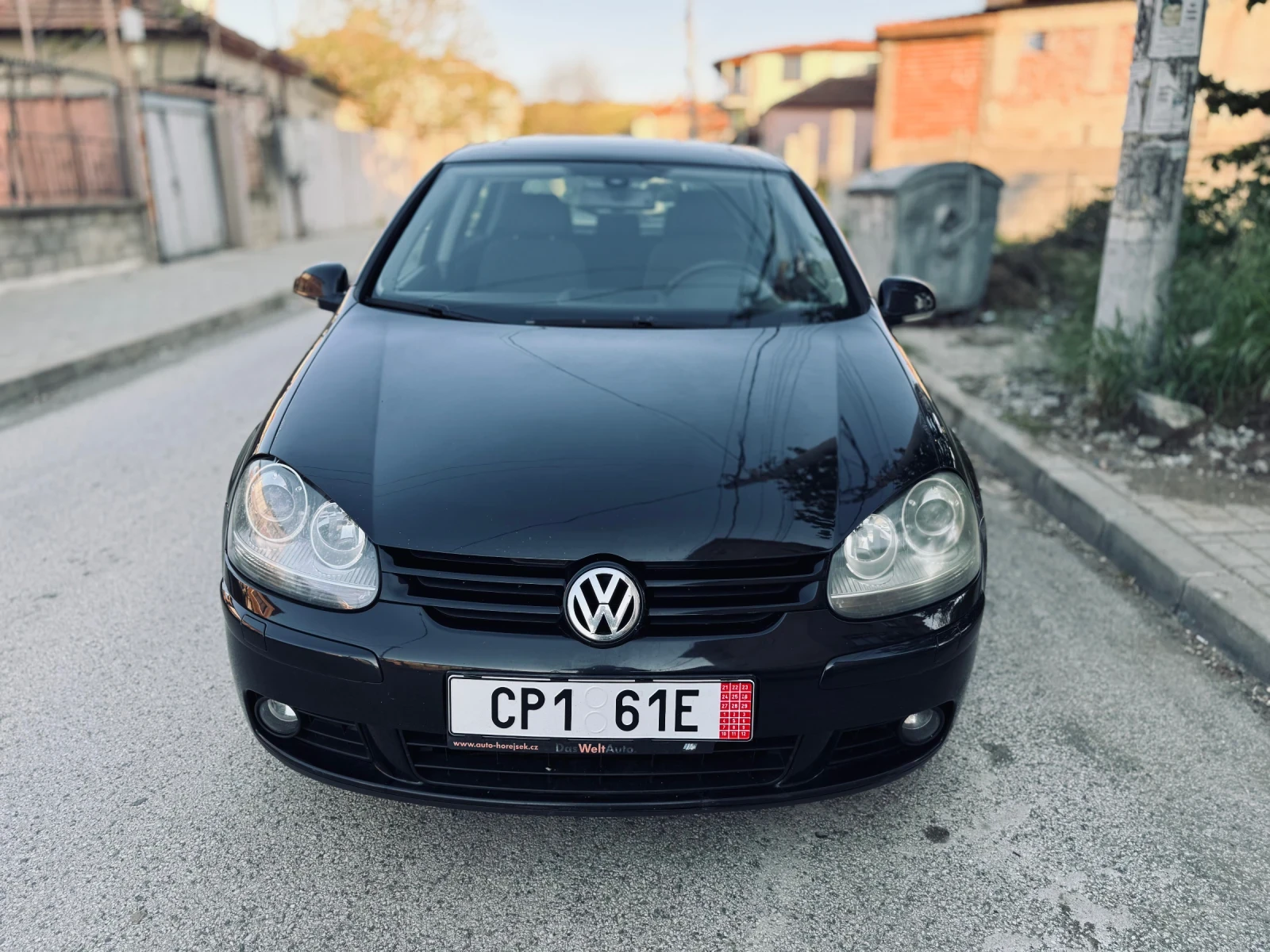 VW Golf 2.0 tdi, снимка 2 - Автомобили и джипове - 54965083