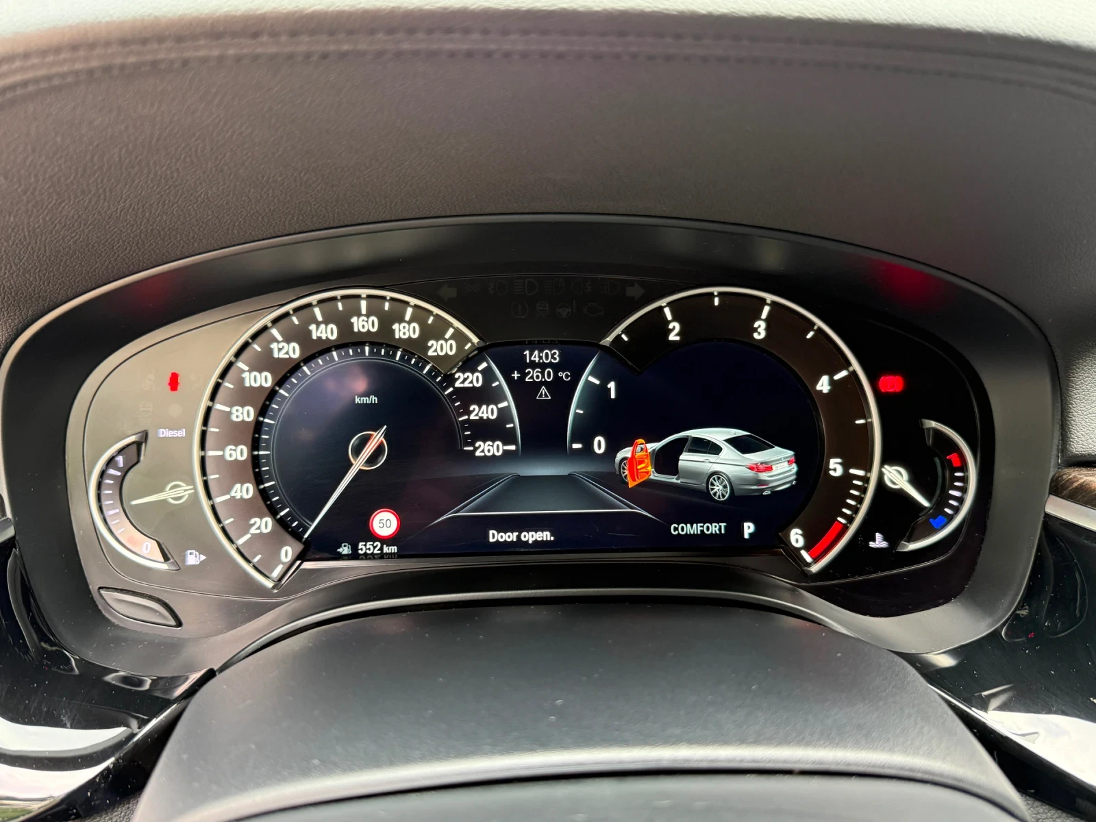 BMW 530 G30 3.0d 265ks xgrive, снимка 10 - Автомобили и джипове - 55125258