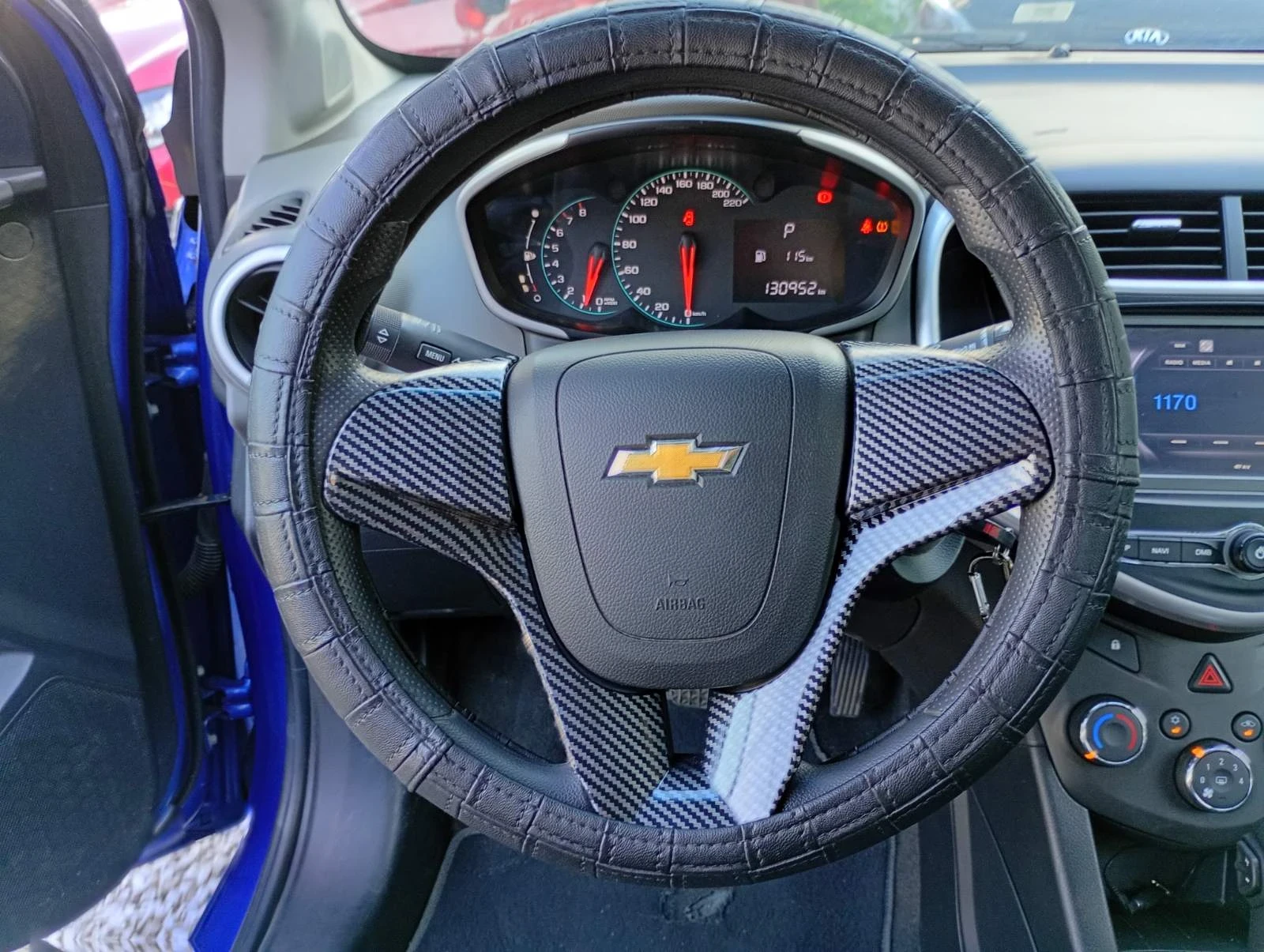 Chevrolet Aveo, снимка 13 - Автомобили и джипове - 55303888
