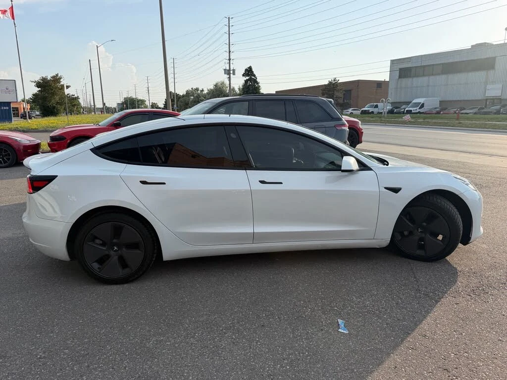 Tesla Model 3 STANDARD RANGE* RWD* PANO, снимка 2 - Автомобили и джипове - 55433717