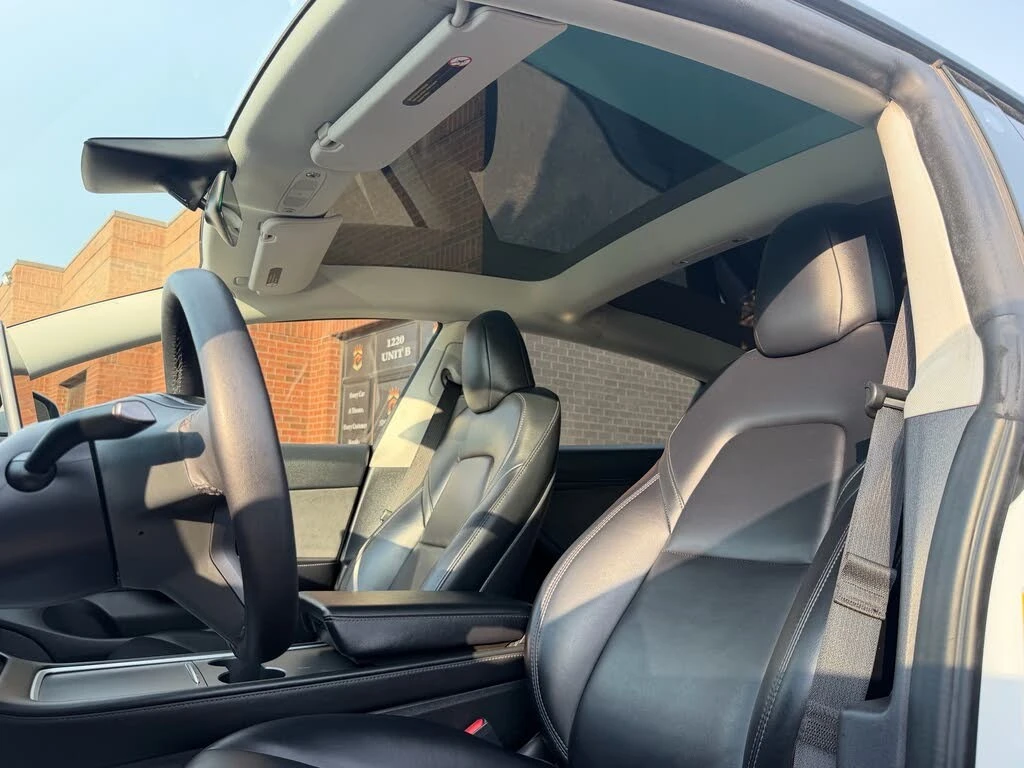Tesla Model 3 STANDARD RANGE* RWD* PANO, снимка 11 - Автомобили и джипове - 55433717