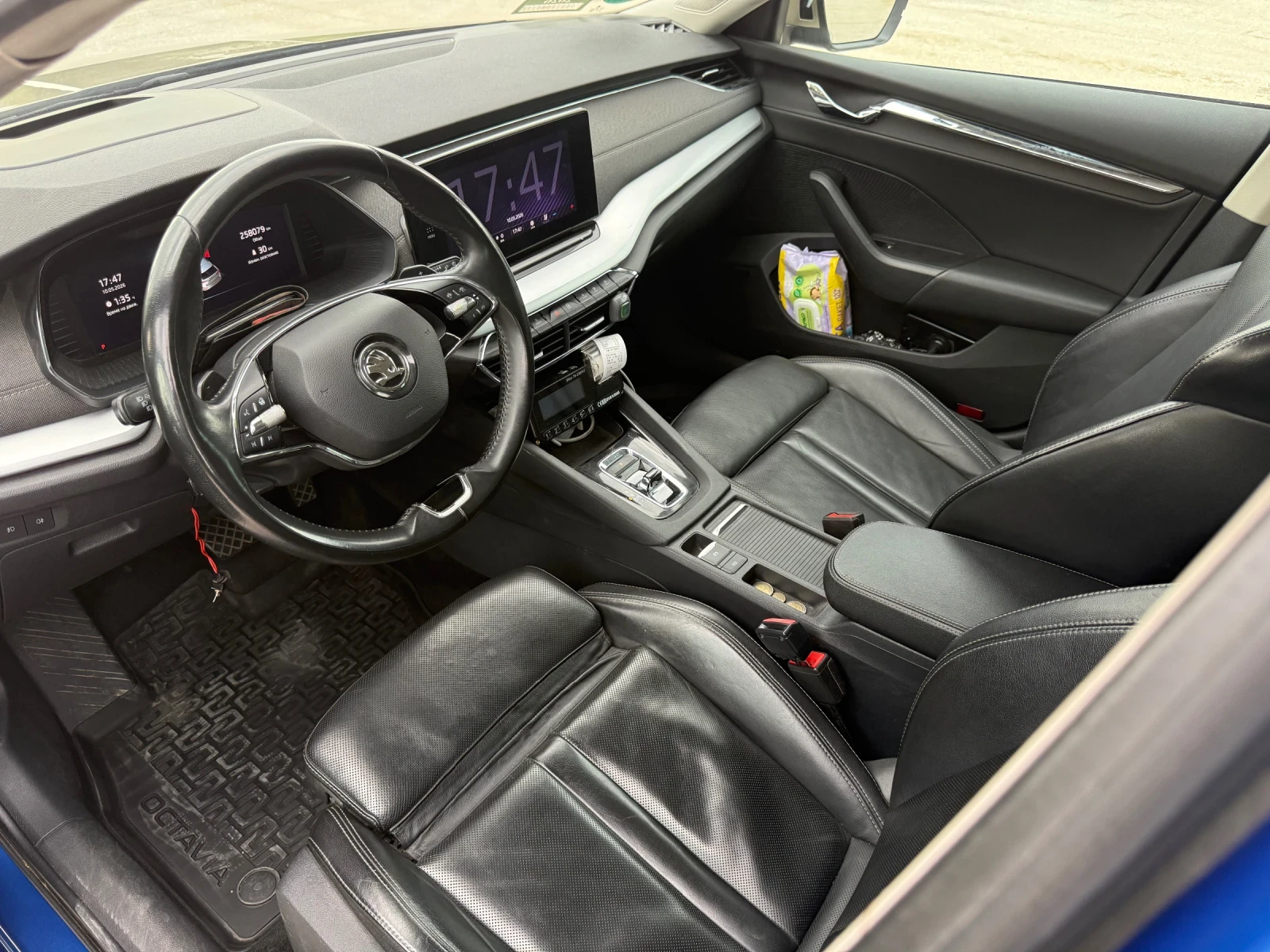 Skoda Octavia MATRIX FULL 2.0 TDI DSG, снимка 13 - Автомобили и джипове - 55560115