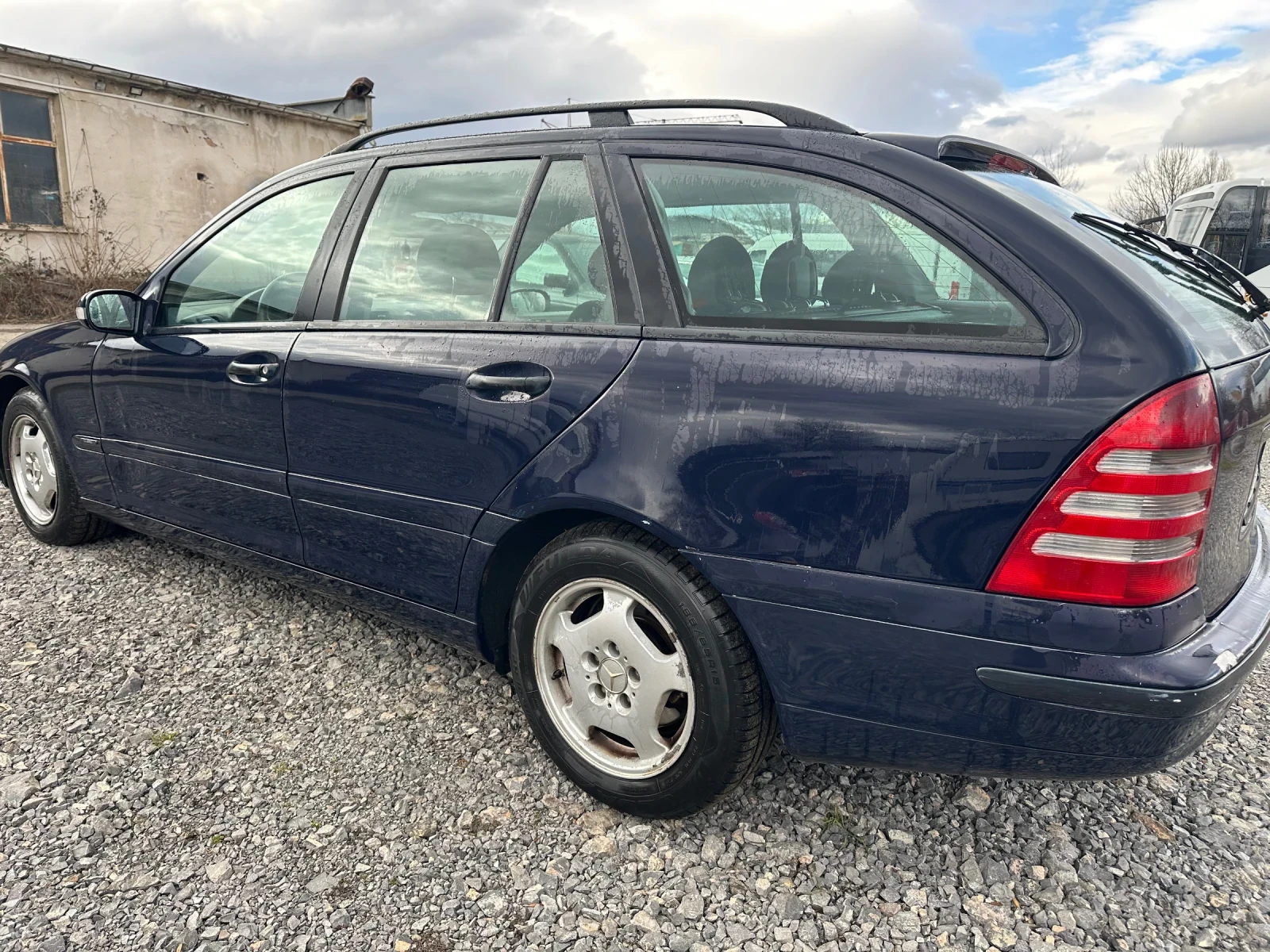 Mercedes-Benz C 220, снимка 9 - Автомобили и джипове - 55931135