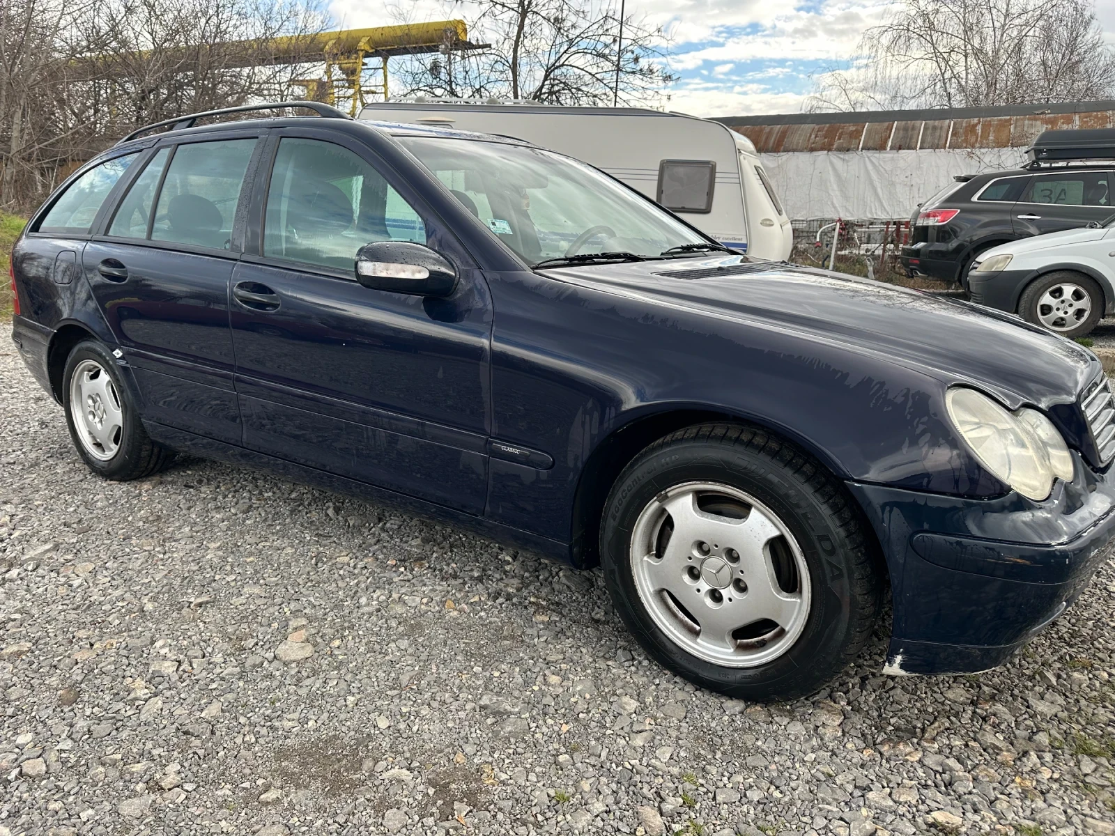 Mercedes-Benz C 220, снимка 4 - Автомобили и джипове - 55931135