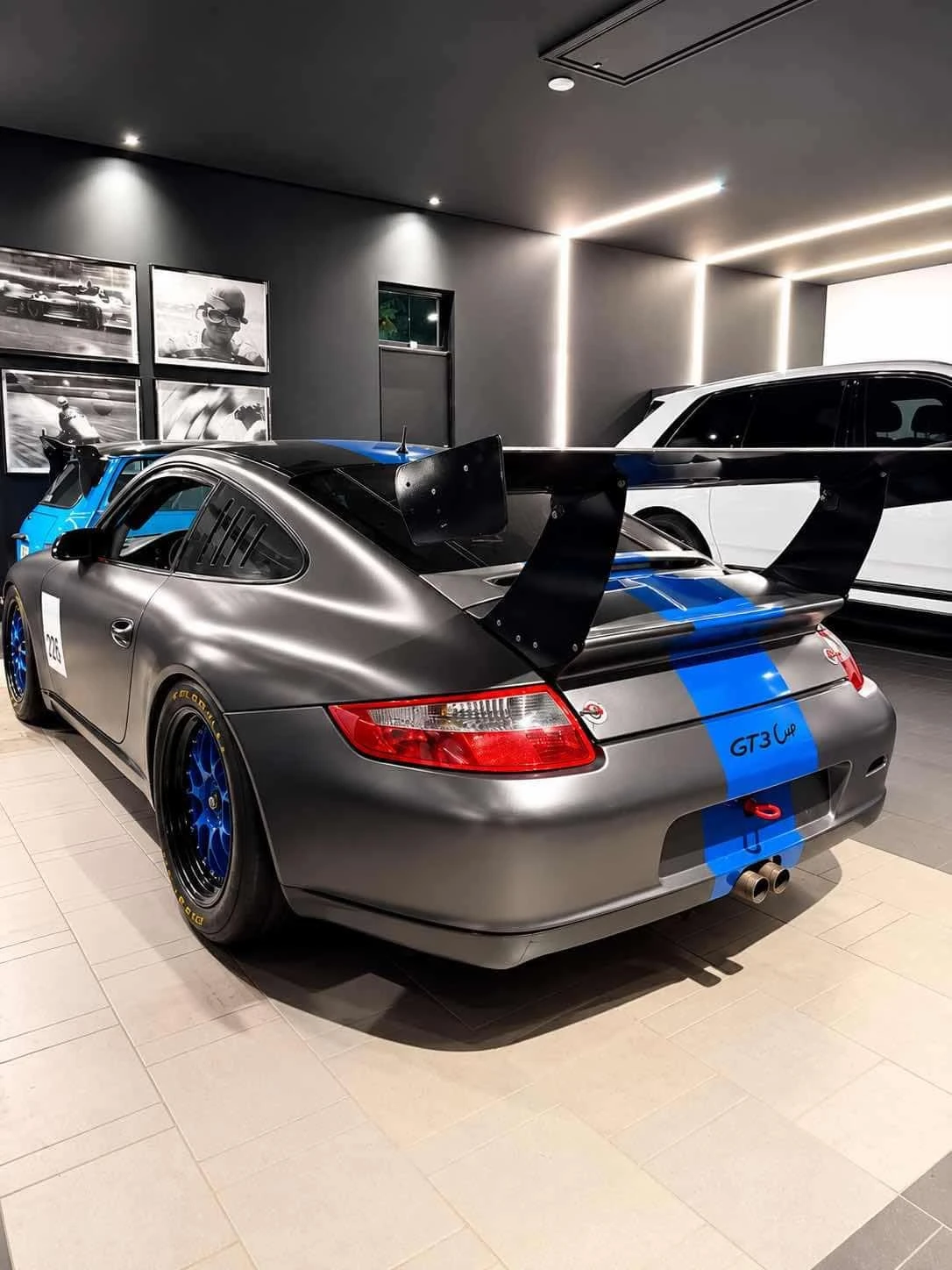 Porsche 911 * GT3 * АВТОКРЕДИТ БЕЗ ПЪРВОНАЧАЛНА ВНОСКА* , снимка 4 - Автомобили и джипове - 56254020