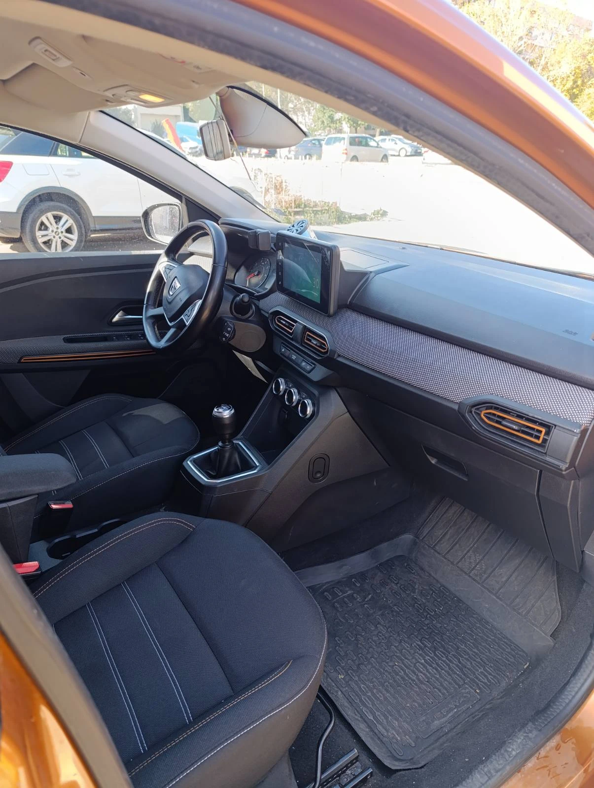 Dacia Sandero Stepway LPG, снимка 14 - Автомобили и джипове - 56295314