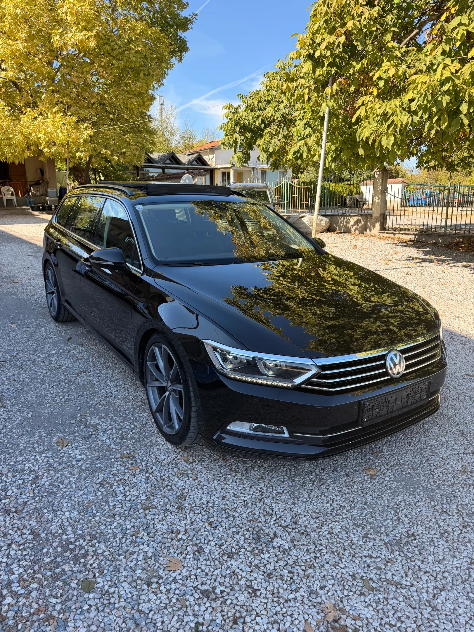 VW Passat Digital Panorama Full