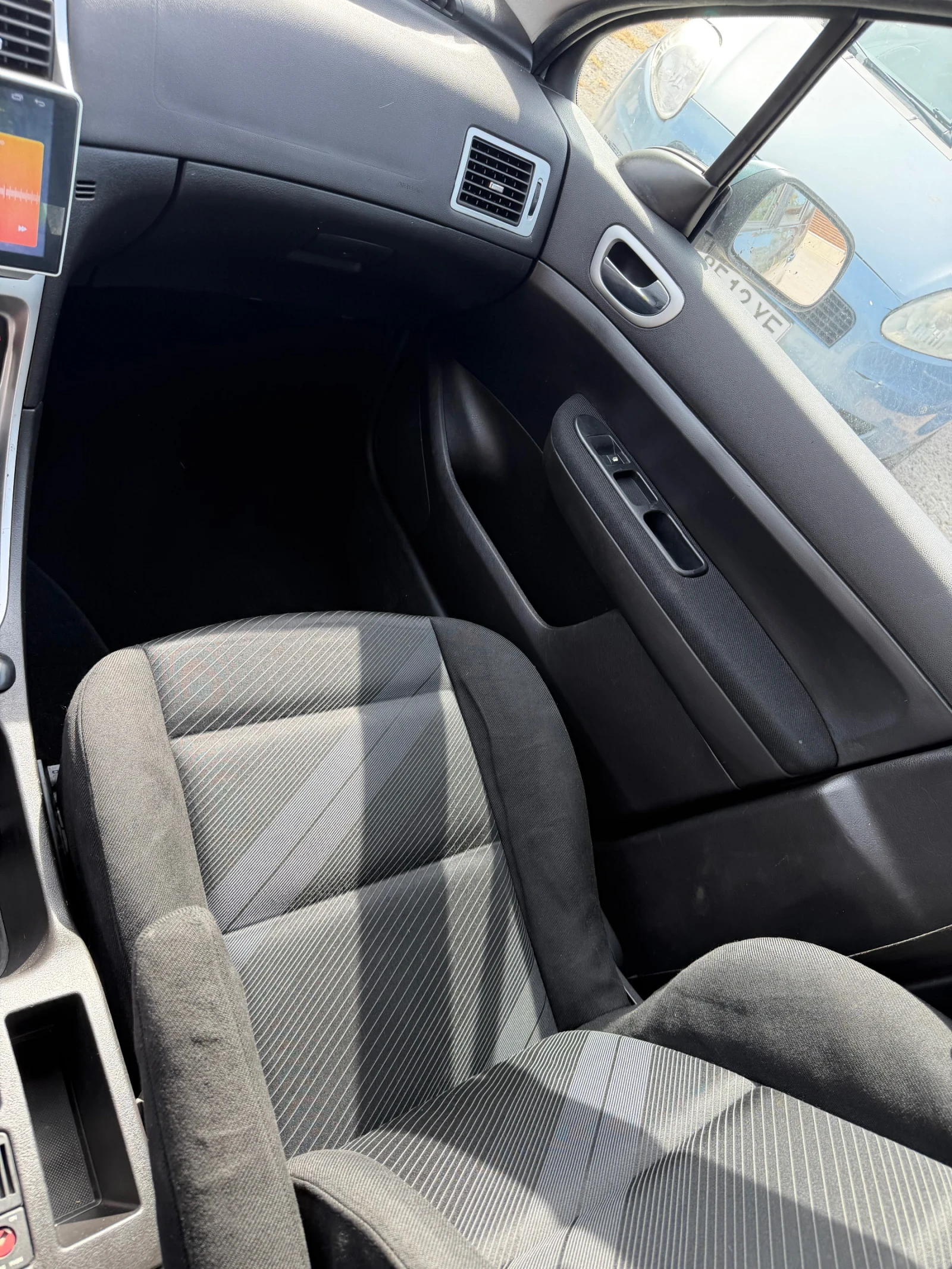 Peugeot 307 2.0hdi Multimedia, снимка 14 - Автомобили и джипове - 56506752
